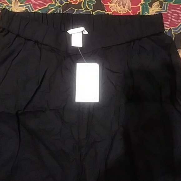 H/M - Picture 3 of 4